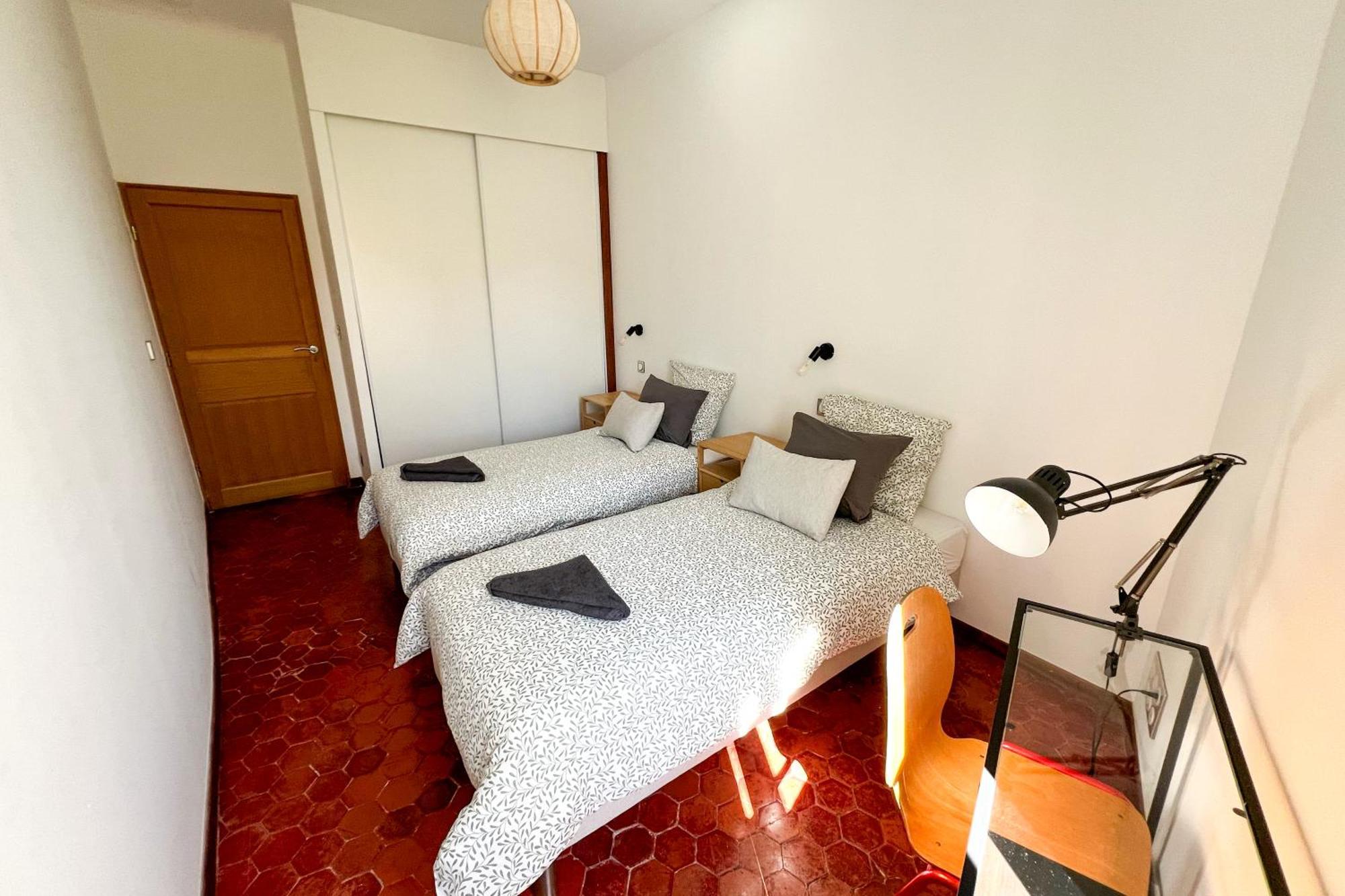 Ac - Private Exterior - Duplex Quartier Des Artistes *
